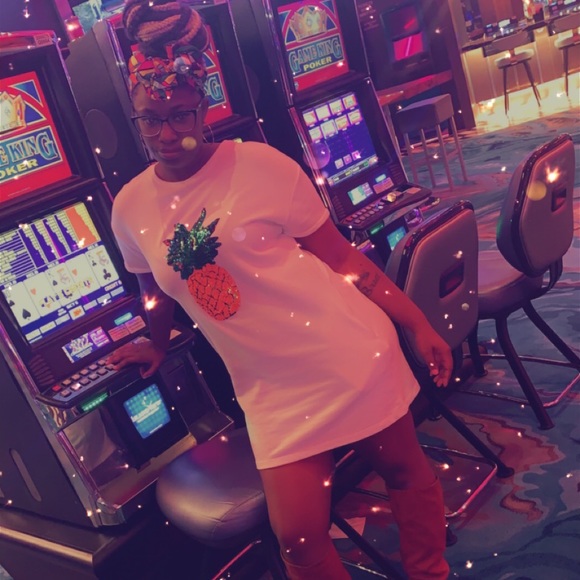 Meet your Posher, Brianna - Picture 1 of 1